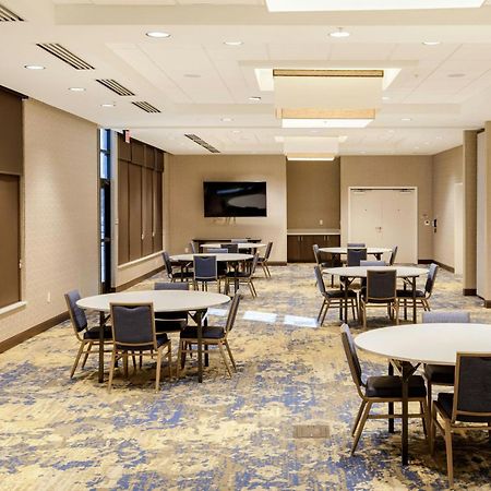 Springhill Suites By Marriott Topeka Southwest Exterior foto