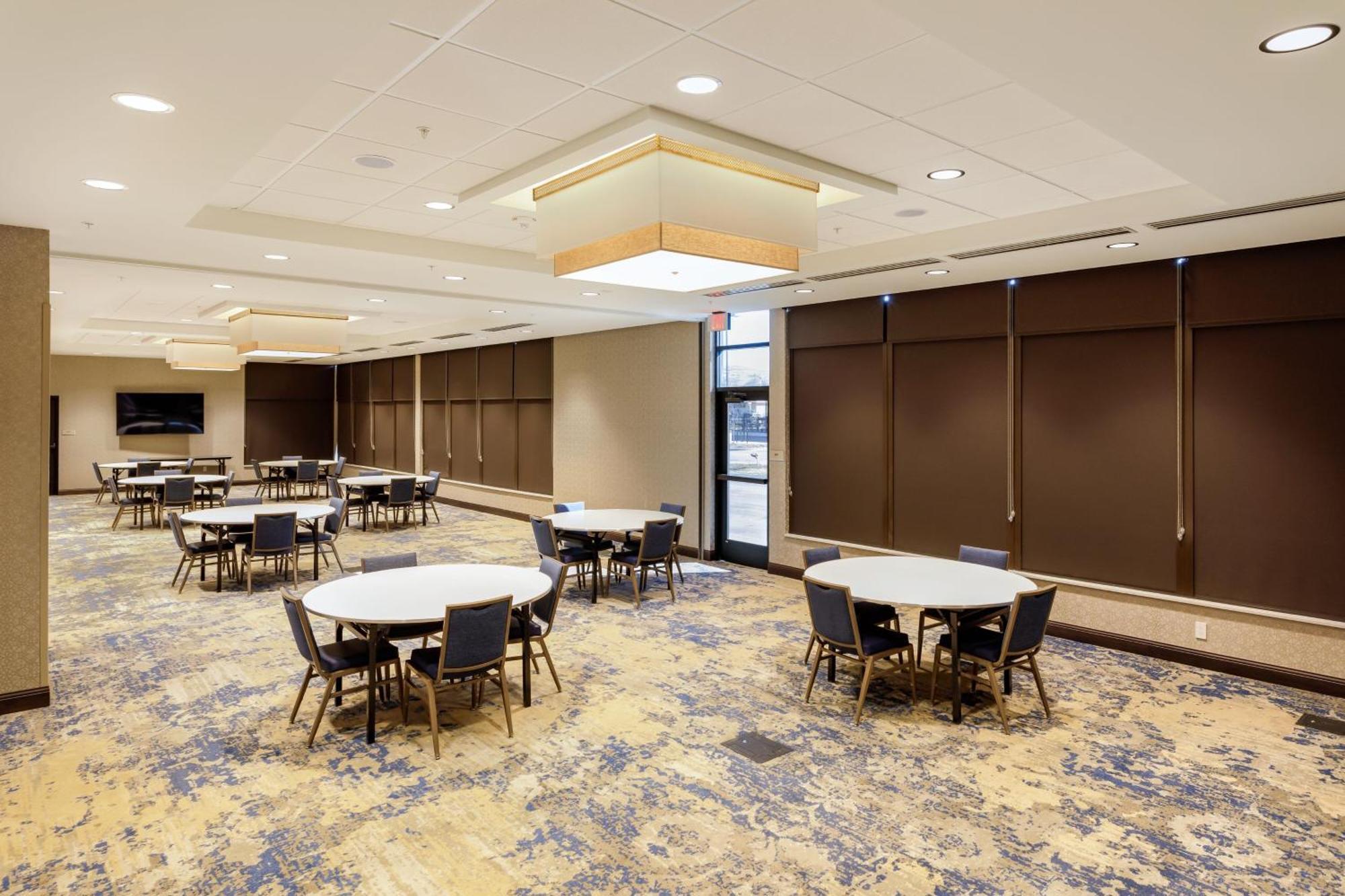 Springhill Suites By Marriott Topeka Southwest Exterior foto